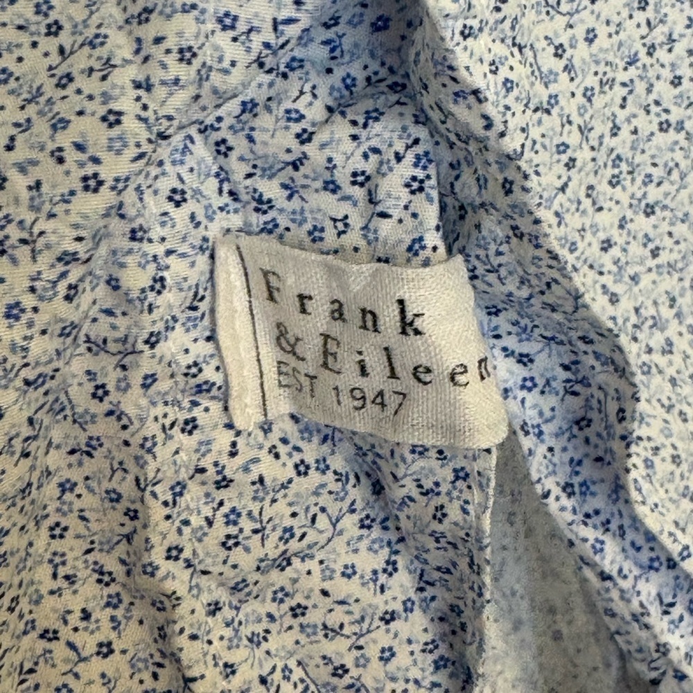 F&E Barry Shirt M Barneys New York Exclusive Blue Micro Ditsy Floral Button‑Down - Picture 4 of 9